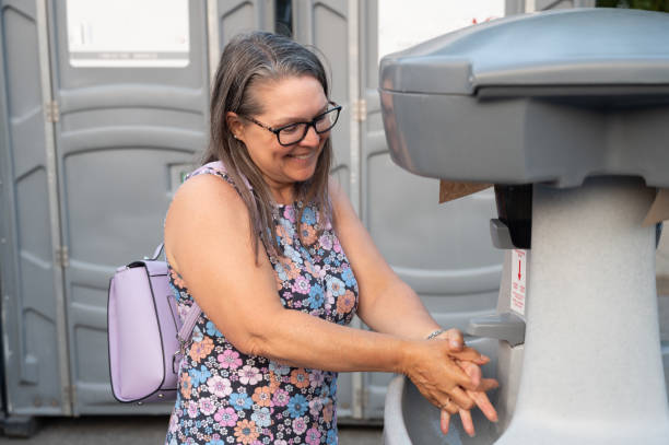 Best Luxury portable toilet rental  in Palm Springs North, FL